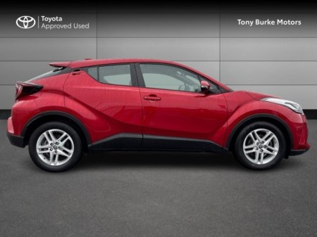 2023 Toyota C-HR Icon - 1.8 Hybrid - Beautiful Car - Automatic - EUR 180 Tax - NCT’d Until April 2027 // Remote Central Locking // Front Electric Windows // Rear Electric Windows // Electric Mirrors // Heated Mi €29,395