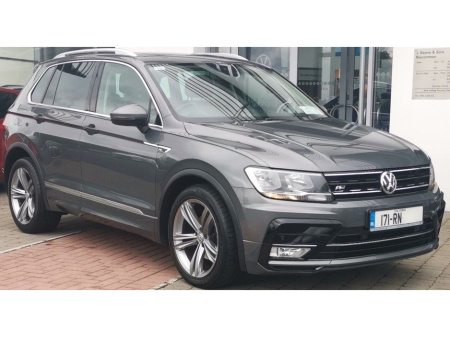 2017 Volkswagen Tiguan CL R-Line 2.0 TDI 115HP BMT *PARKING SENSORS, ADAPTIVE CRUISE CONTROL, SAT NAV*
