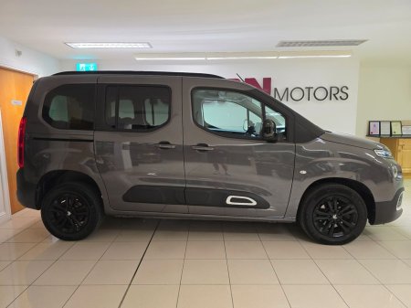 2024 Citroen Berlingo Feel Pack Diesel Bluehdi 100 5 Seats - Wheelchair Accessible - Ideal Taxi €36,950