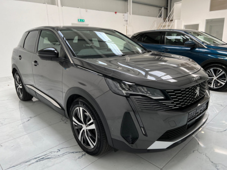 2022 Peugeot 3008  €25,995