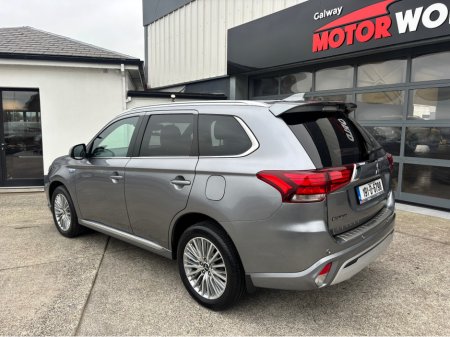 2019 Mitsubishi Outlander OUTL PHEV INSTYLE 4DR A AUTO €21,900