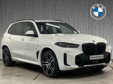 2023 BMW X5 xDrive50e M Sport * HUGE SPEC *