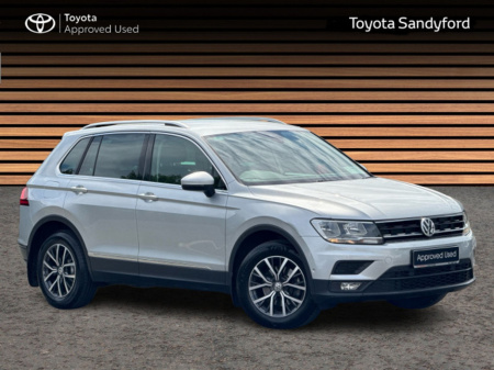2020 Volkswagen Tiguan 1.5 TSI AUTOMATIC COMFORTLINE // REAR CAMERA & PARK ASSIST // APPLE CARPLAY/ANDROID AUTO // SAT-NAV // FULLWARRANTY €31,945