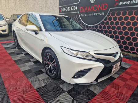 2019 Toyota Camry 2019 TOYOTA CAMRY HYBRID PLATINUM