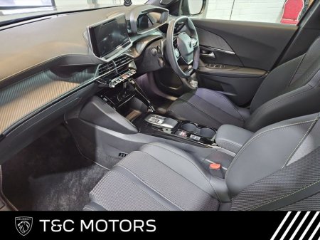 2025 Peugeot 2008 *Ex Demo* Hybrid GT model, Front & Rear Sensors with Reversing Camera, Sat Nav & Auto LED Lights €37,995