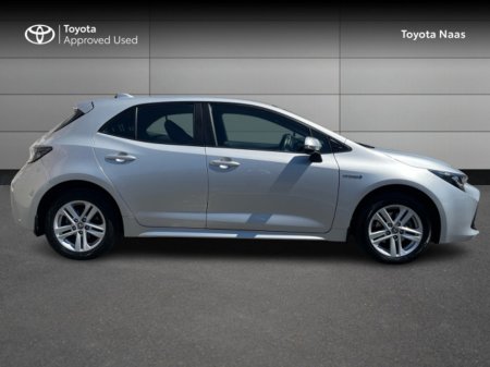 2020 Toyota Corolla COROLLA HYBRID LUNA H/B €22,888