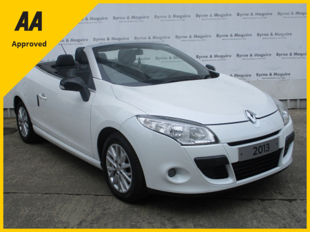 2013 Renault Megane D-QUE TT ENERGY DCI DIESEL IN PRELESSON WHITE WITH ONLY 53376 MILES ABSOLUTE  JOY TO DRIVE AND A ONE OWNER CAR FROM NEW