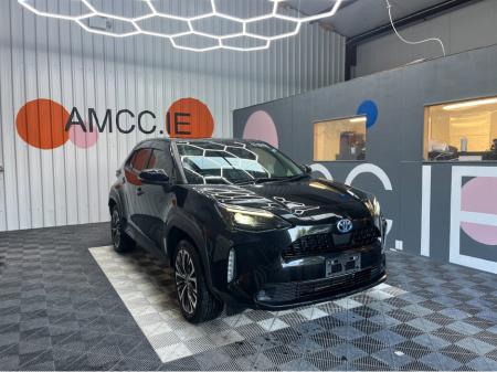2021 Toyota Yaris Cross YARIS CROSS 1.5 HYBRID / 80k KMs / HEATED SEATS , REVERSE CAMERA , ADAPTIVE CRUISE & MORE