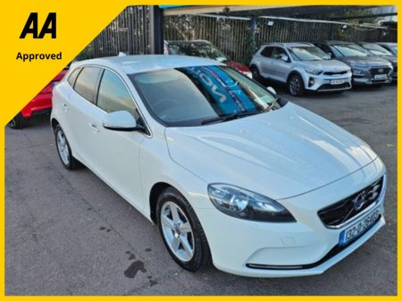 2013 Volvo V40 1.6 PETROL, AUTOMATIC, LOW MILEAGE, WARRANTY, 5 STAR REVIEWS