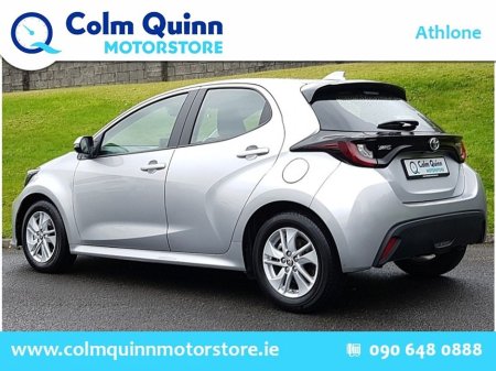 2023 Toyota Yaris LUNA 1.5 HYBRID AUTO HATCHBACK €20,995