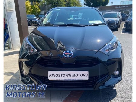 2022 Toyota Yaris Hybrid Luna 4DR Auto €21,250