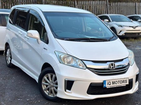 2015 Honda Freed 1.5 Petrol Hybrid Petrol 6 Seater Fresh Import €10,495