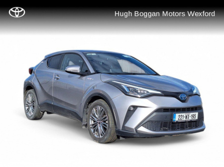 2022 Toyota C-HR HYBRID SOL WITH A DETACHABLE TOWBAR!