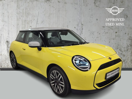 2024 MINI Hatch COOPER E Classic €26,975