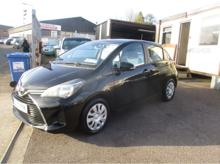 2015 Toyota Yaris 1.0 5DR LUNA 4DR