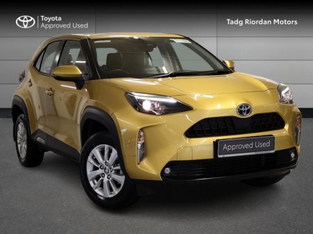 2023 Toyota Yaris Cross HYBRID LUNA