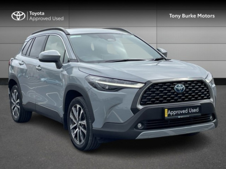 2023 Toyota Corolla CROSS 1.8 Hybrid - Superb Value - SPORT - Low KMS - Automatic - Comes With 1 Free Service // Remote Central Locking // Front Electric Windows // Rear Electric Windows // Electric Mirrors // Finger Tip €35,799