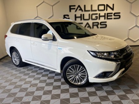 2019 Mitsubishi Outlander 2.4 4H PHEV 221BHP // HIGH SPEC