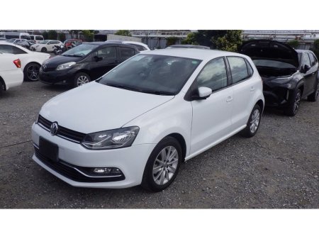 2014 Volkswagen Polo 1.2 TSI Comfortline Upgrade Package