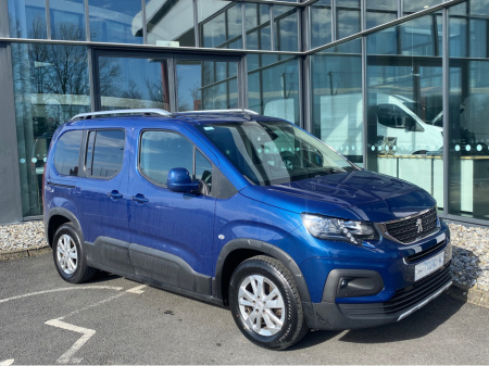 2021 Peugeot Rifter Wheelchair Accessible