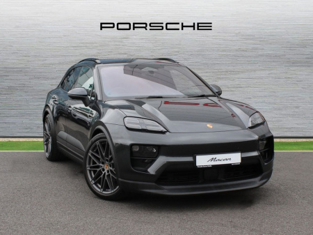 2025 Porsche Macan 4 Electric €110,000