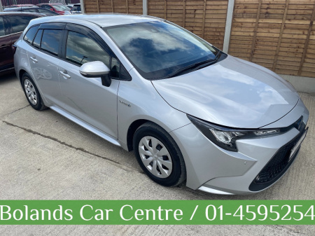 2021 Toyota Corolla (Low Km's) HYBRID 1.8 AUTOMATIC 5DR TOURER MODEL  www.bolandscarcentre.ie €19,900