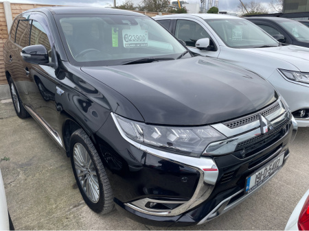 2019 Mitsubishi Outlander HYBRID 2.4 PHEV 5DR MODEL  www.bolandscarcentre.ie €23,900