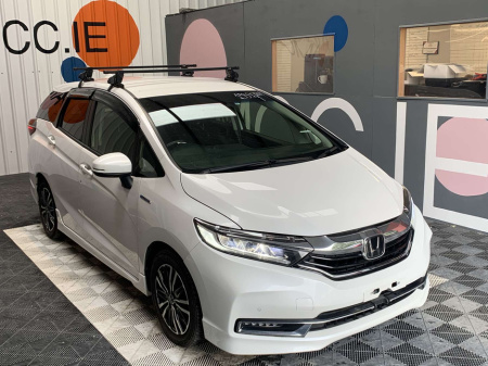 2021 Honda Shuttle Honda Shuttle 1.5 Hybrid / Cruise Control / Heated Seats / Honda Shuttle Automatic