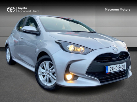 2024 Toyota Yaris YARIS HYBRID 1.5 LUNA
