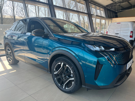2025 Peugeot 3008 BEV 73kWH 210BHP Allure