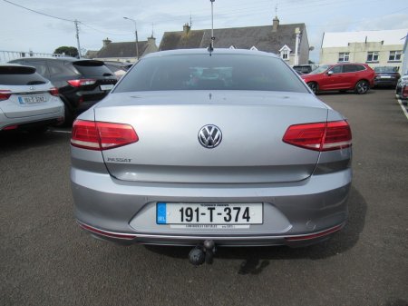 2019 Volkswagen Passat CL 2.0tdi M6F 150HP 4DR €17,440
