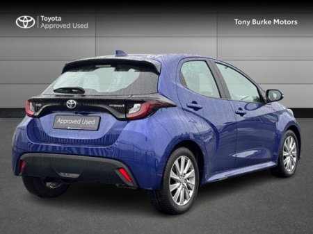 2023 Toyota Yaris - Hybrid - New Generation - Icon Edition - 1.5 - 5dr - Auto - 1 Owner - EUR 160 Tax // Remote Central Locking // Front Electric Windows // Rear Electric Windows // Electric Mirrors // Finger Tip Stere €23,795