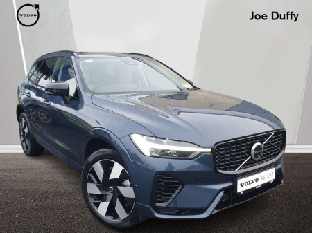 2025 Volvo XC60 T6 Plus Dark