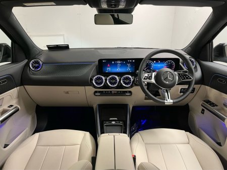 2025 Mercedes-Benz GLA Class 180 Progressive - 18 Inch Alloys - Reversing Camera - Panoramic Sunroof - Ambient Lighting - Sat Nav - Climate Control - Heated Seats - Keyless Start - Apple CarPlay/Android Auto €62,354