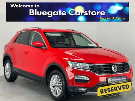 2021 Volkswagen T-Roc DESIGN 2.0 TDI**Apple CarPlay**Semi Digital Dash**Touchscreen Media**Reverse Camera**Parking Sensors**Black Cloth Interior**Multifunctional Steering Wheel**Foldable Mirrors**Isofix**Air Conditioning**