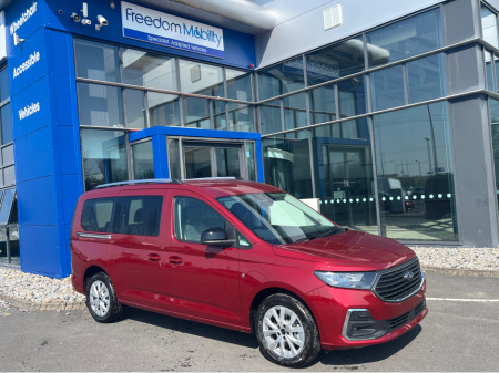 2025 Ford Tourneo Connect Titanium Auto, Wheelchair Accessible €43,404