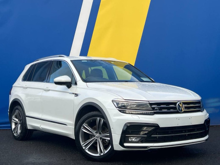 2019 Volkswagen Tiguan R-LINE 1.4 TSI AUTO // 4 HEATED SEATS // 360 DEGREE PARKING CAMERA // HEADS-UP DISPLAY // FULL SERVICE HISTORY