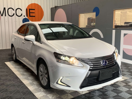 2016 Lexus HS 250H Lexus HS 250 H 2.4 Hybrid / 54k KMs / Rear View Camera / Lexus HS 250 H Automatic