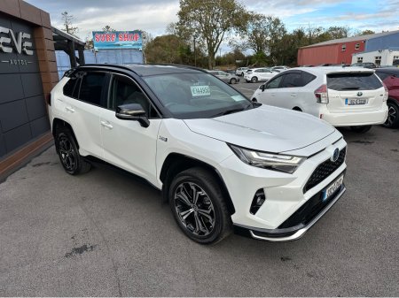 2023 Toyota Rav4 PHEV 4X4 - Fully Loaded - New model €43,940