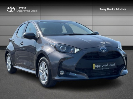 2023 Toyota Yaris - Petrol - New Generation - Luna Edition - 1.0i - 5dr - 1 Owner - Only 1,772 kms ! // Front Electric Windows // Rear Electric Windows // Electric Mirrors // Apple Carplay // Android Auto €22,999