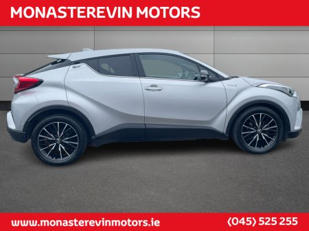 2018 Toyota C-HR SOL HYBRID 4DR AUTO €23,444