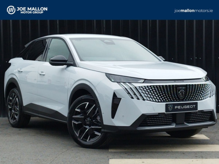 2025 Peugeot 3008 1.2 ALLURE HYBRID. €46,330