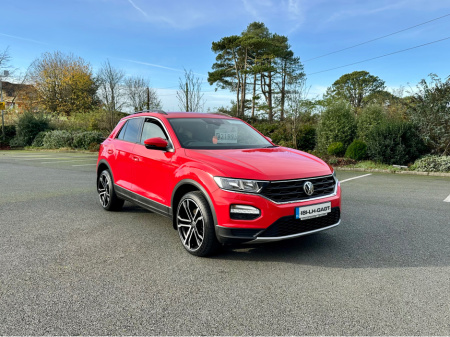 2018 Volkswagen T-Roc SE PLUS 1.5 TSI EVO €21,995