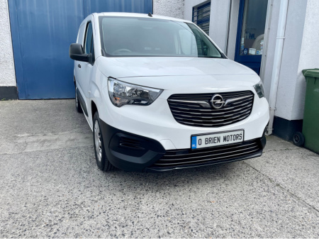 2022 Opel Combo L1H1 1.5 CDTI 100PS DIESEL 6SPEED MANUAL SWB €12,150