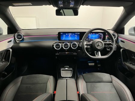 2024 Mercedes-Benz CLA Class 250e AMG - 18 Inch Alloys - Reversing Camera - Ambient Lighting - Sat Nav - Climate Control - Heated Seats - Keyless Start - Apple CarPlay/Android Auto