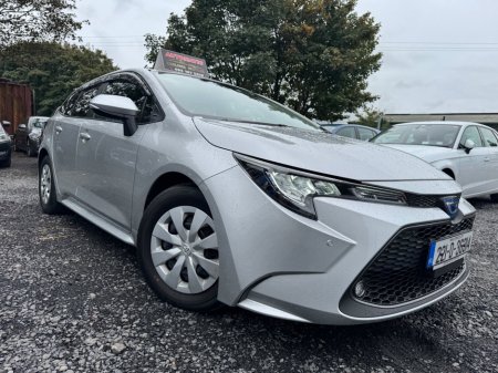 2022 Toyota Corolla 1.8 Hybrid Luna Hatchback