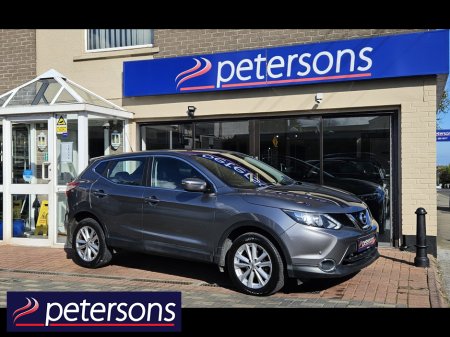 2015 Nissan Qashqai 1.5 SV SAFETY PK + CON CONNECT 4DR €9,950