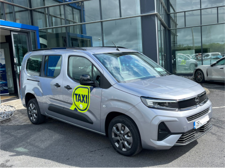 2025 Opel Combo Life Wheelchair Accessible (Taxi Spec ) Auto 7 Seats €59,000