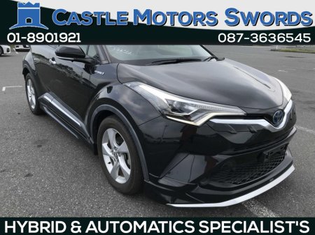 2018 Toyota C-HR 2018 CHR Hybrid 1.8 in metallic black . in excellent condition