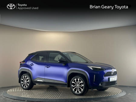 2024 Toyota Yaris Cross HYBRID LUNA SPORT BI TONE